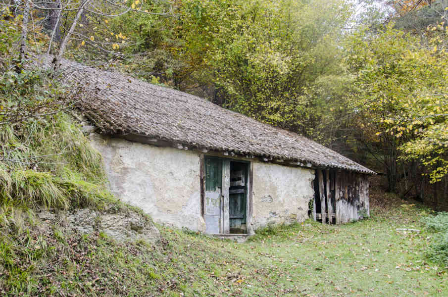 Comunidad Foral de Navarra 079 - Selva de Irati - casa forestal.jpg